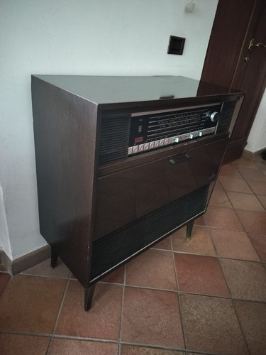 Mobile radio vintage - mobile, grundig