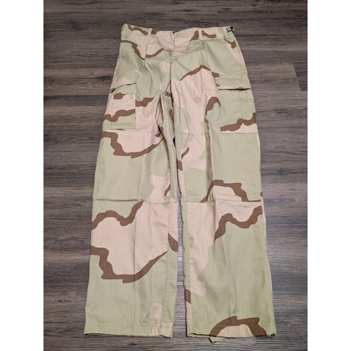 Pantaloni cargo mimetici
