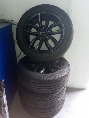 Cerchi gomme macchina - e,