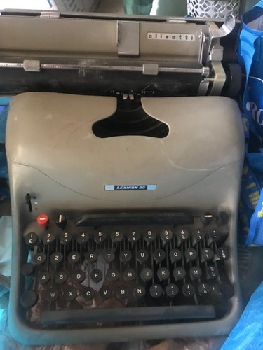 Macchina scrivere olivetti - da,