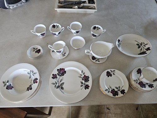 Royal albert bone china - albert,