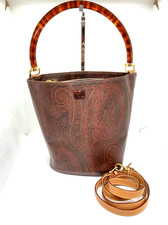 borsa a mano usata modello