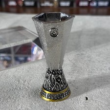 Metallo trofeo uefa - trofeo,