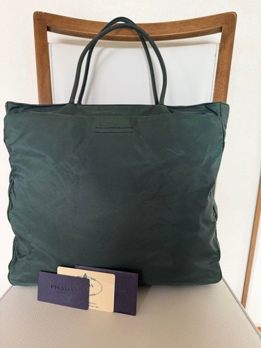 Prada extremely beautiful item - beautiful,