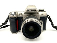 Nikon F80 + Nikon 28-80 mm