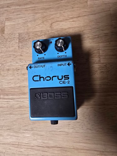Boss pedale per chitarra - ce-2,