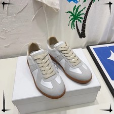 Scarpe sneakers basse nuove