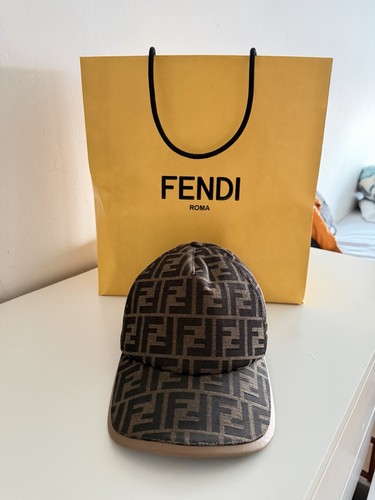 Casquette fendi - casquette,