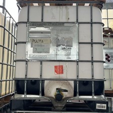 Cisterna in plastica 1000 litri, usata, omologata ADR