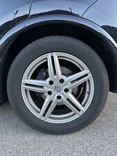 Cerchi e gomme invernali originali da 19 pollici per Porsche