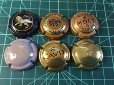 LOTTO 6 CAPSULE SPUMANTE - CHAMPAGNE ANCHE NON COMUNI