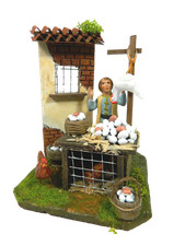 Scena Venditore di Uova Cm 9x9x12h + Pastore cm 7/8 Ovaiola Mestiere Presepe