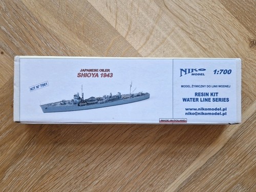 Niko models 700 oliatore - niko, 1/700