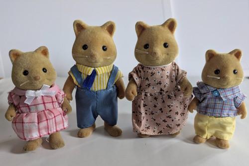 Sylvanian families slydale - families,