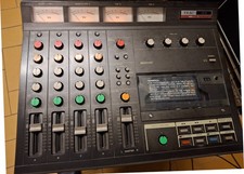 TEAC MODEL  144 PORTASTUDIO   4 TRACKS CASSETTE RECORDER ( TEAC TASCAM SERIES