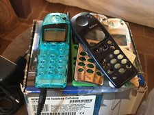 Nokia 5110 Vintage Mobile Phone FUNZIONANTE -SCATOLA ORIGINALE-4 MASCHERINE ECC