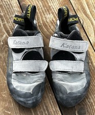 La Sportiva Katana climbing