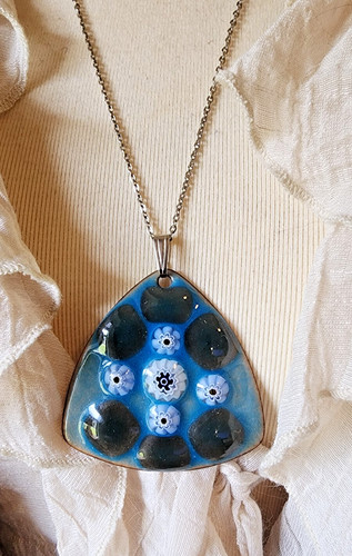 Collana smaltata vintage fatta