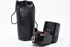 Nikon SB-900 Speedlight Hot