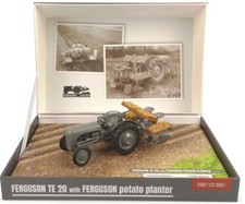UH FERGUSON TE20 TRATTORE E PIANTAPATATE EDIZIONE LIMITATA BOX SET - SCALA 1/32