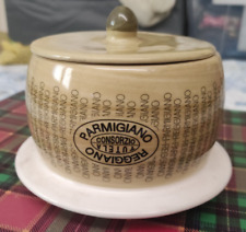 Formaggiera in ceramica decorata Parmigiano reggiano con piattino