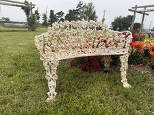 Antica panca da giardino