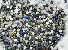 SS8 PR SX : 50 strass Preciosa