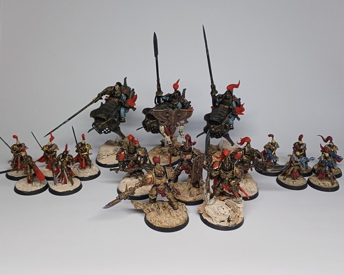 Adeptus custodes combat - combat, patrol