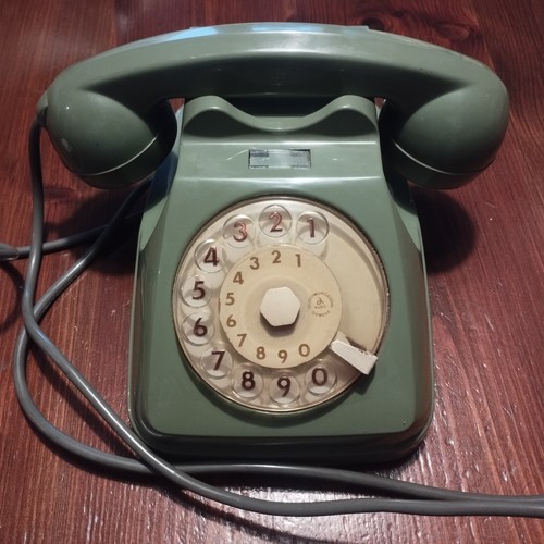 Telefono disco verde oliva - a,