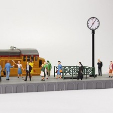 1:87 Binario con orologio