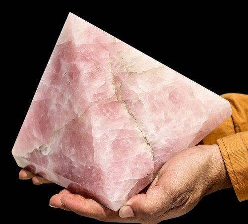 Piramide cristallo rosa - di,