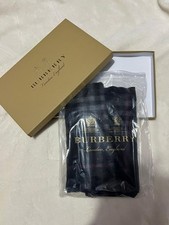 sciarpa burberry nera e rosa
