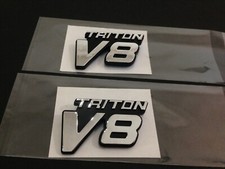 2 PCS TRITON V8 FRONT FENDER