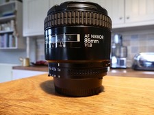 OBIETTIVO NIKON AF NIKKOR 85MM