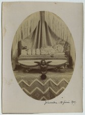 Statue Santissima Maria Bambina. Légende "Jérusalem 18 février 1905". Vierge.