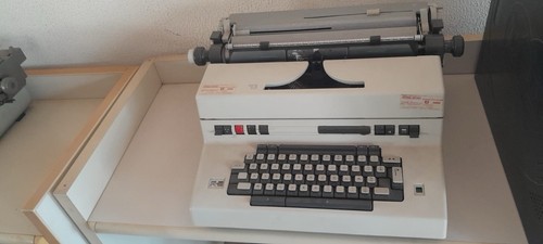 Macchina scrivere elettrica - da,
