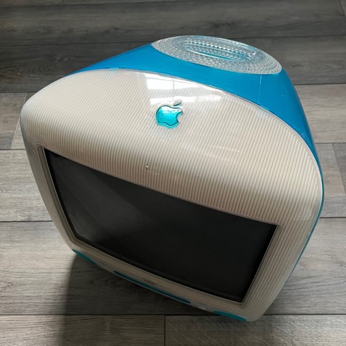 Computer desktop vintage 1999