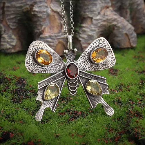 Collana ciondolo - 🦋✨,
