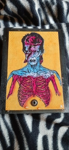 Zombie bowie theremin