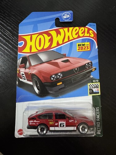 Hot wheels 2023 retro - hot,