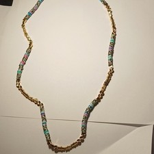 Collana di perline multicolore