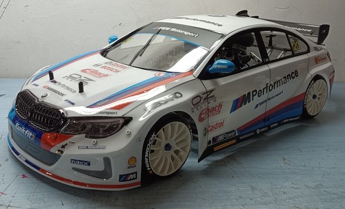 Carrozzeria bmw 330i - rc,
