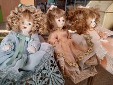 Set 3 Bambole Di Porcellana Artigianali, AIDEA Capodimonte, Spedizione Corriere 