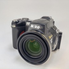 Nikon Coolpix 8700 E8700