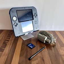 Console Nintendo 2DS Blu/Nero Funzionante + Caricatore e Micro SD 4GB - Ottimo