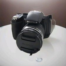Fujifilm FinePix HS10