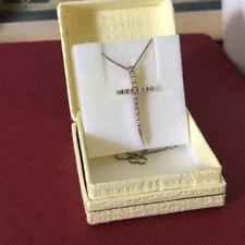 croce in oro bianco