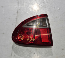 SX. FANALE POST. PARTE EST. per SEAT LEON (1M) 1.9 TDI Ber. 1999-2006 249812