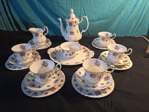 Royal albert sweet violets set - albert,