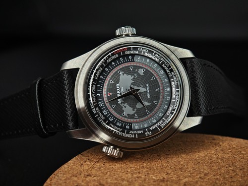 Merkur universal time watch - universal,